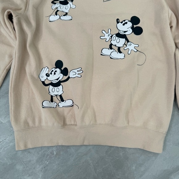 Women’s Disney Mickey Mouse Signature Pullover Crew Neck Sweatshirt Size Medium - Picture 5 of 15